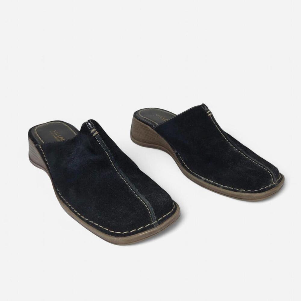 Vintage Villager by Liz Claiborne black denim clogs slip on sueded feel